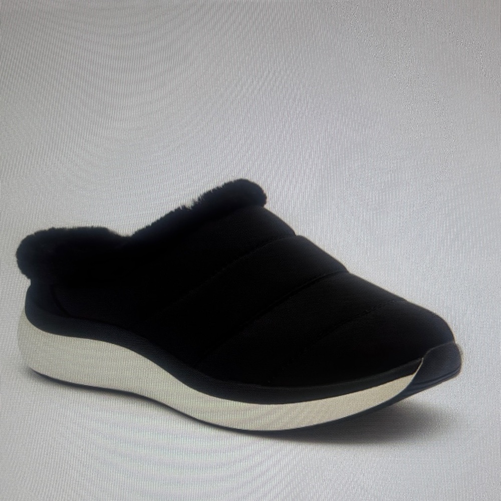 NWOB Women’s Abeo MXV Cruise Mule. Size 7. Black - Picture 1 of 5